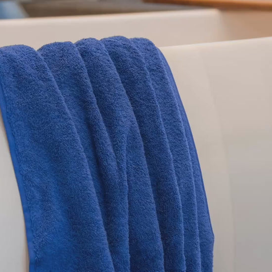 Denim Melluva 600 GSM Turkish cotton towel close-up video