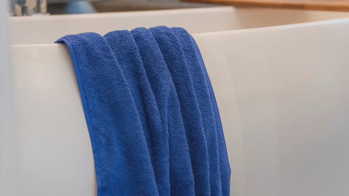 Denim Melluva 600 GSM Turkish cotton towel close-up video