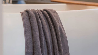 Dow Grey Melluva 600 GSM Turkish cotton towel close-up video